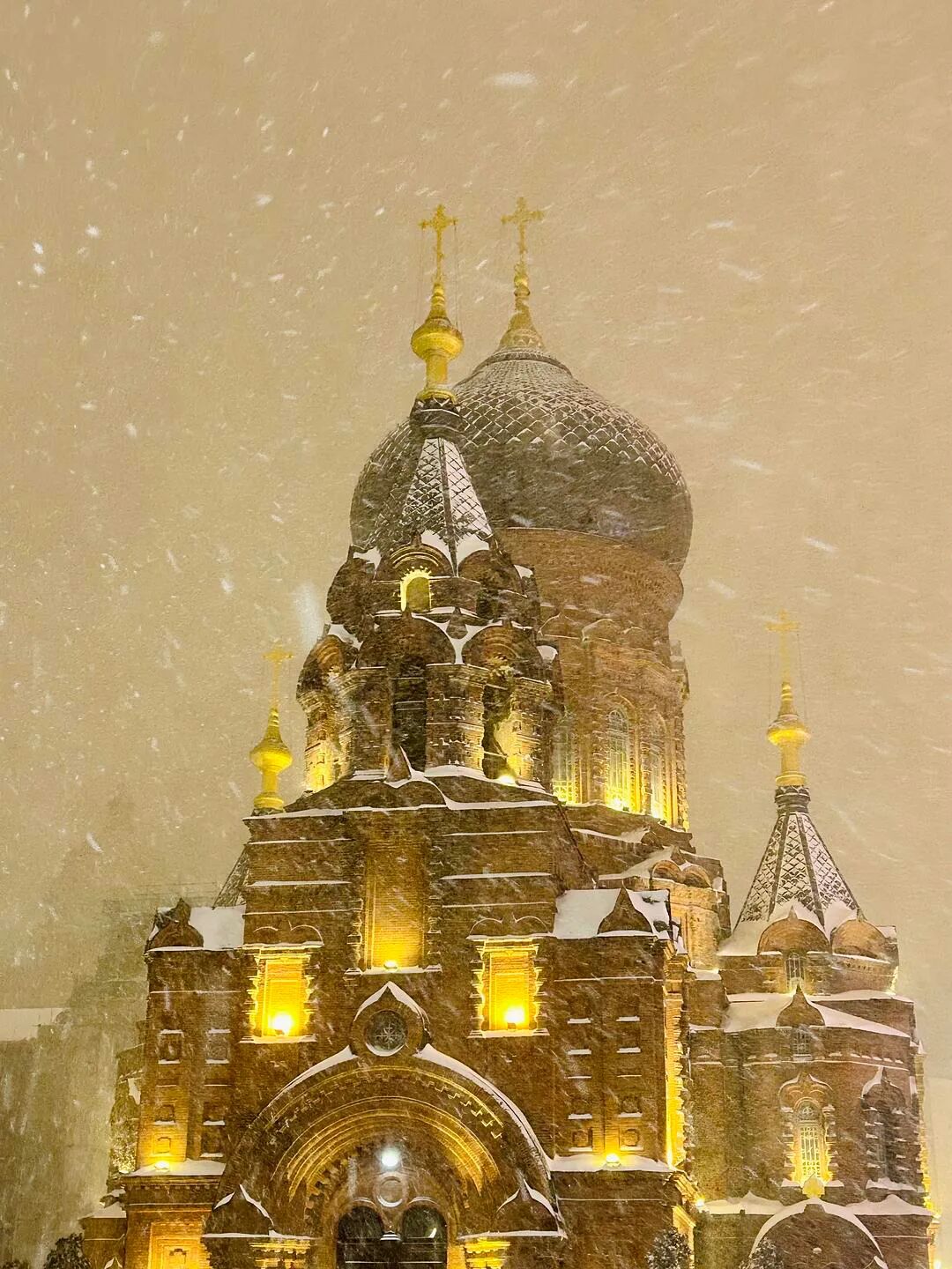 尔滨火了！网友预算18万求攻略，我给大家准备了一份哈尔滨最全旅游攻略，记得收藏