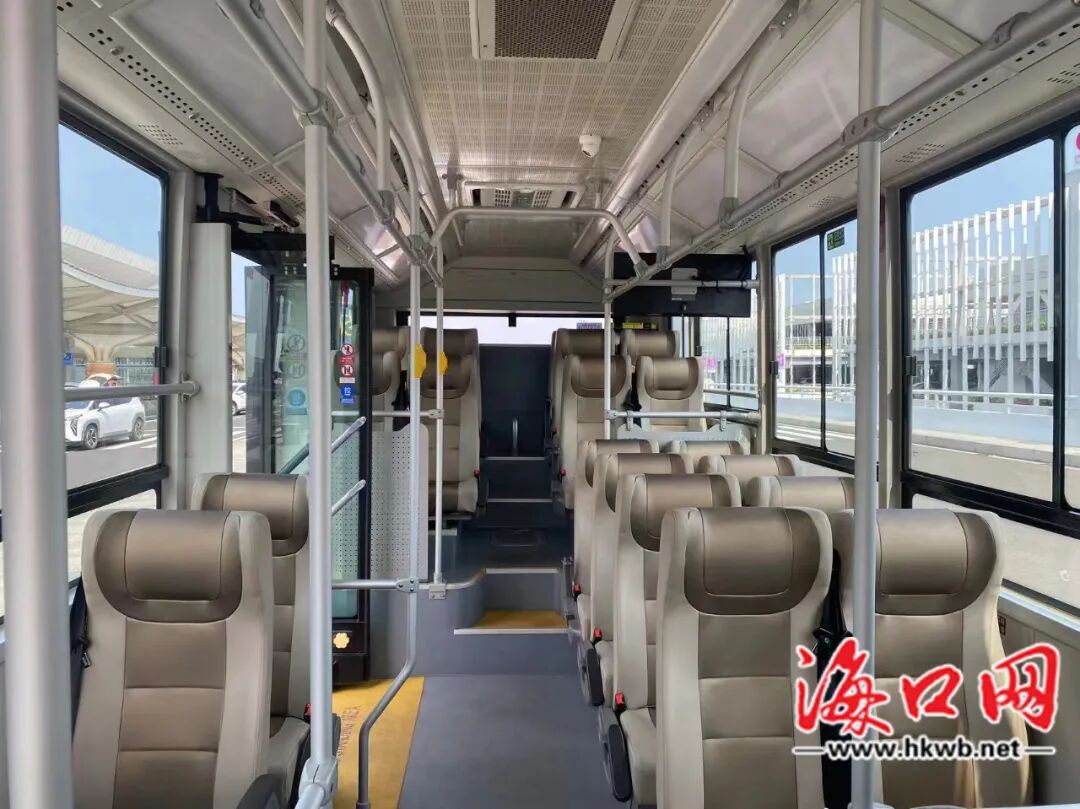 自动驾驶接驳车内部。美兰机场供图