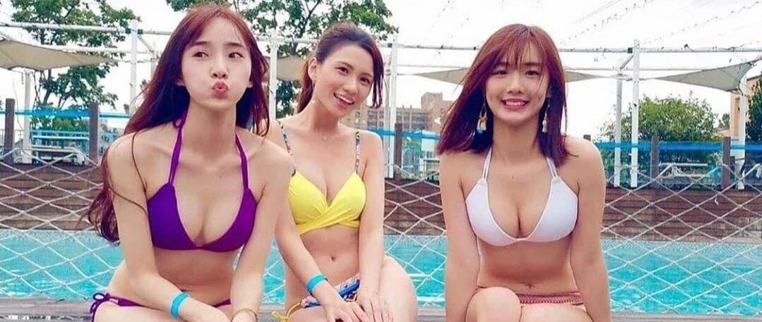 搞笑图片：男子公交车上被摸，心惊胆战不敢反抗