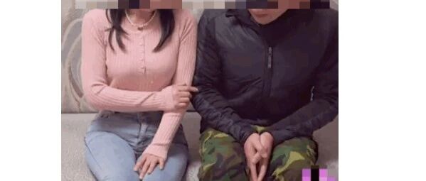 大王GIF动图：摄影师指导动作，无意中透露出女的很会