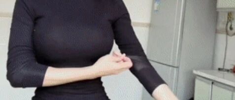 大王GIF动图：今晚只有肉吃吗？我还想吃馒头！