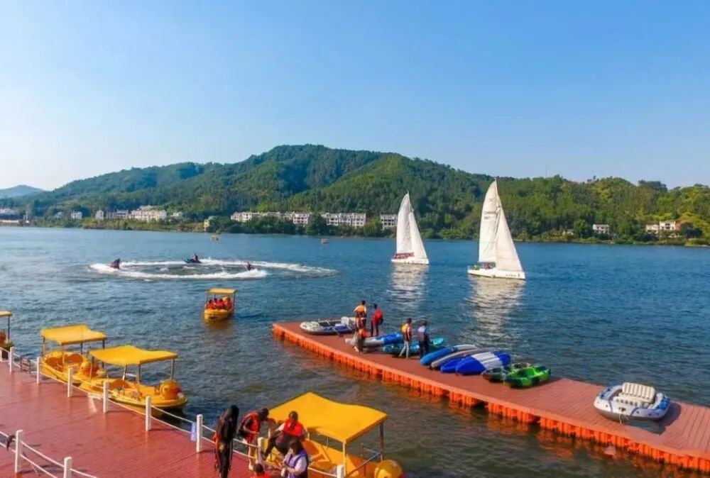 空"三层空间,立体体验的娱乐游玩项目,运营了大金山漂流,五指峰漂流