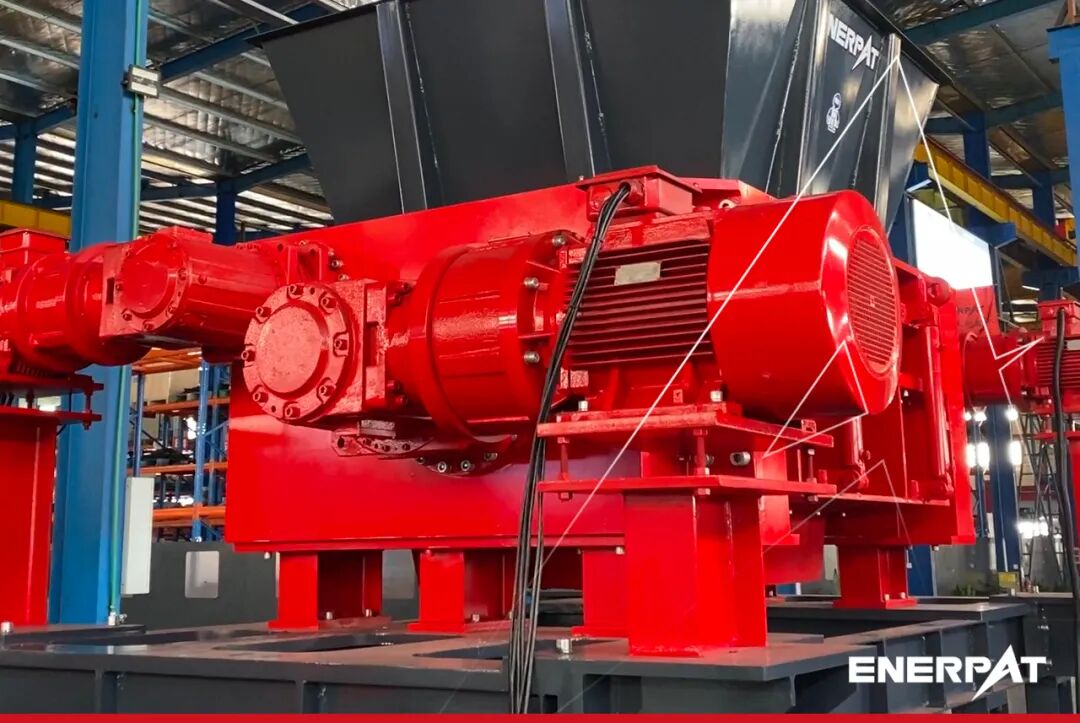 恩派特四軸破碎機(jī)，助力固廢回收從高難度走向高效率！