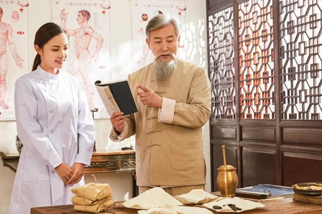 这几个药，堪称胃粘膜修复剂，横扫胃胀胃痛、胃溃疡、反酸烧心！