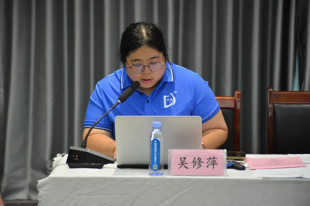 高质量发展｜《道路隔离金属护栏》团体标准审定会在寺头镇召开