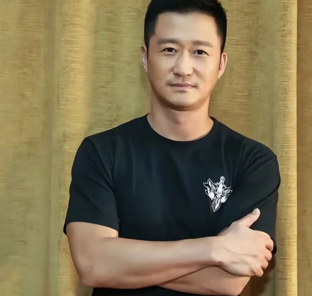虞书欣也来跳一拉一拉手势舞
