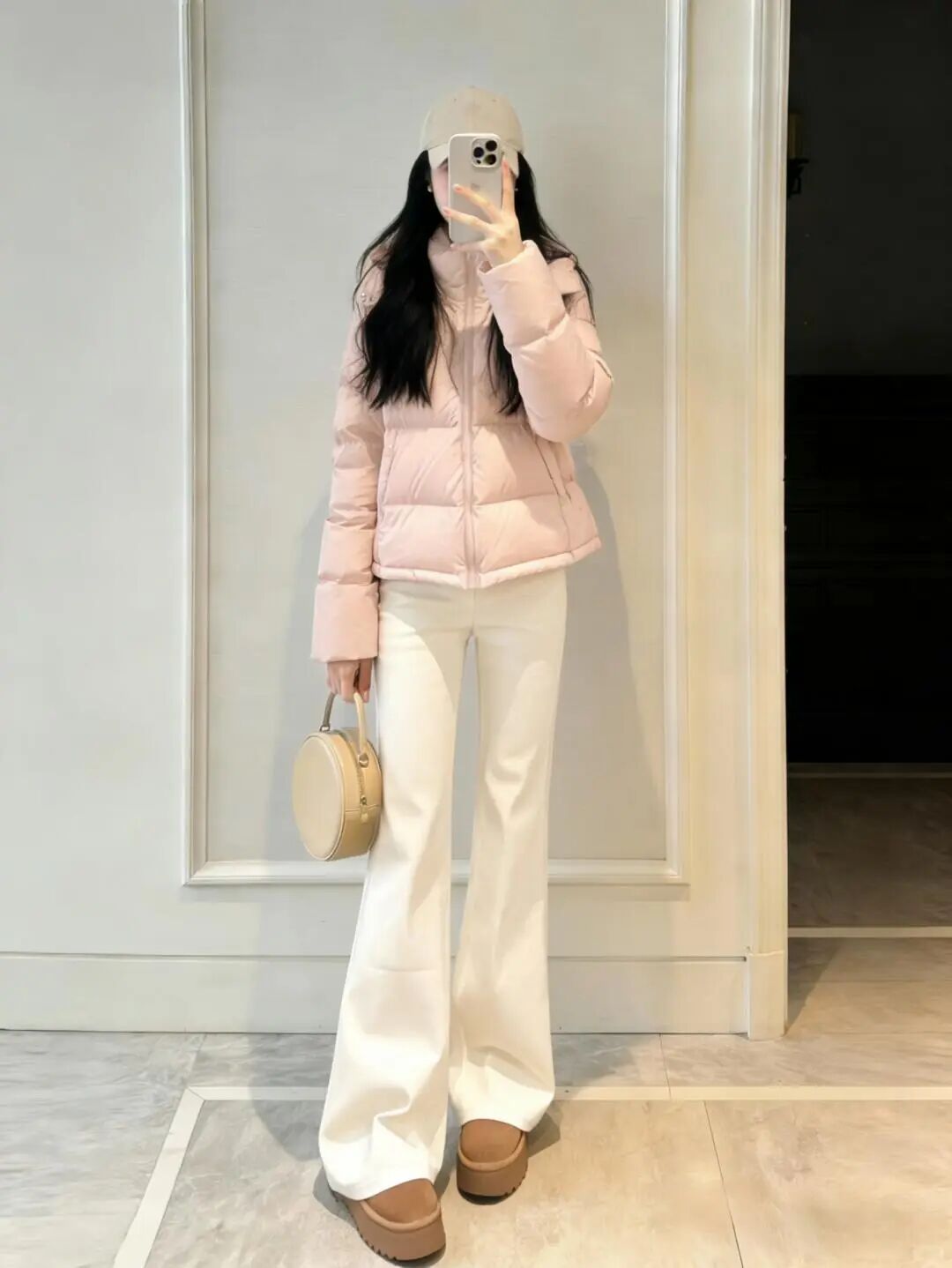 黑白条纹针织衫