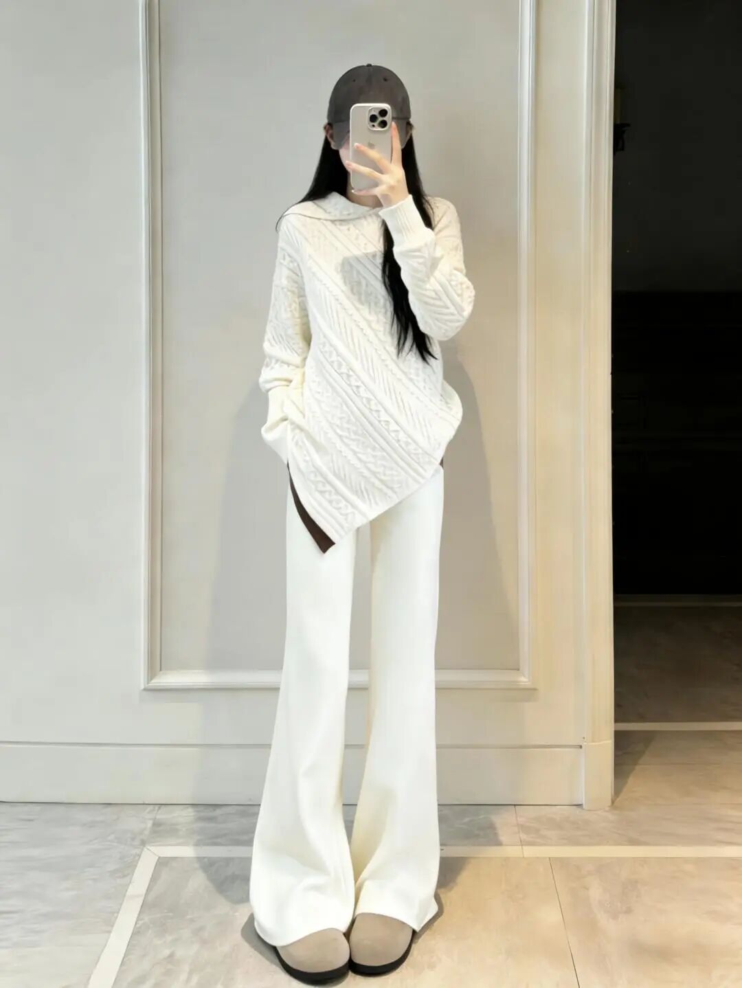 黑白条纹针织衫