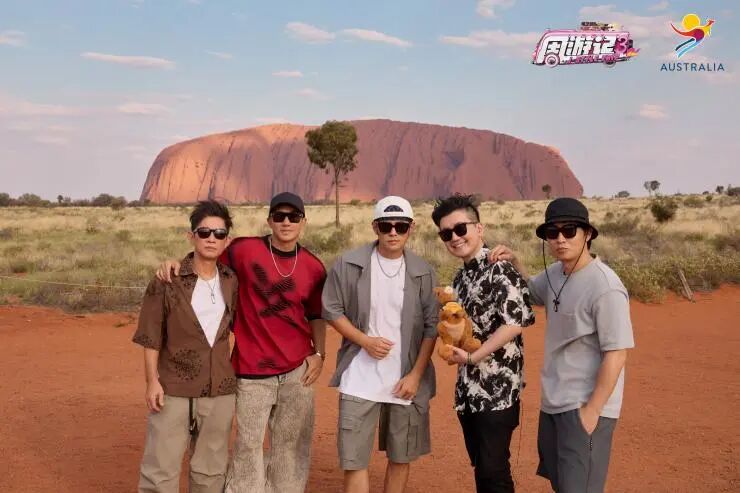 嘉宾周杰伦（中间）与杜国璋、刘畊宏、蔡威泽、陈冠廷（左至右）