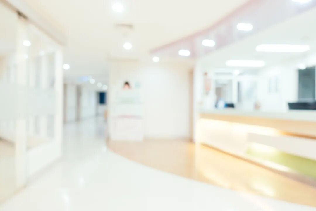 意大利眼科怎么样视力从0.06提升至1.0！不惜跨越半个地球，68岁意大利华商做了一个重要决定..._https://www.jmylbn.com_新闻资讯_第4张