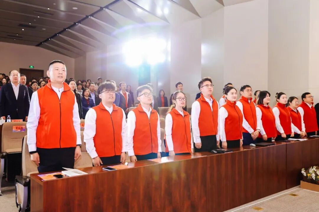 齐鲁制药公益慈善基金会主办，2025齐鲁公益日活动温暖启幕