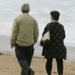 80岁夫妻“放纵式养老”曝光：不靠儿女保姆，晚年叛逆有多爽？