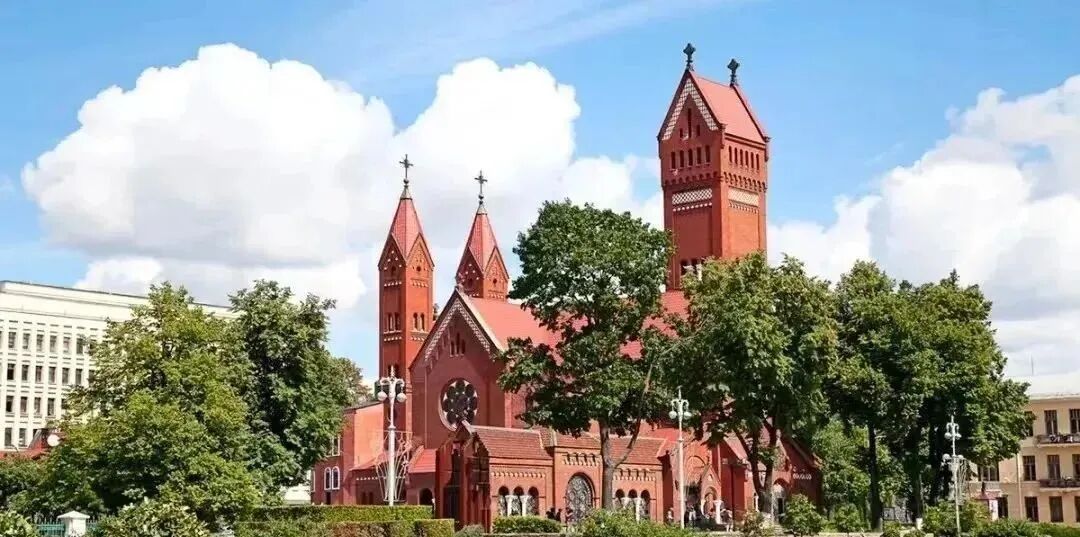 学校简介白俄罗斯国立师范大学