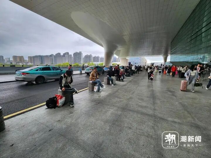 已致4死711伤周杰伦发文晃到不行台湾地震亲历者讲述惊魂一刻
