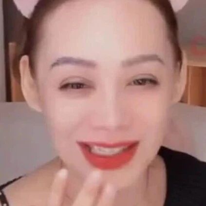 张柏芝突现宁静直播间刷“嘉年华”礼物,宁静调侃:明星私下联系都不多的