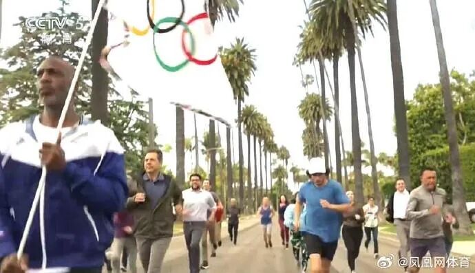 孫穎莎代表亞洲，吹滅奧運圣火！閉幕式這些瞬間刷屏