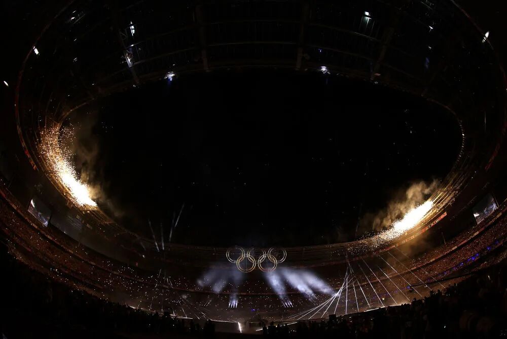 孫穎莎代表亞洲，吹滅奧運圣火！閉幕式這些瞬間刷屏