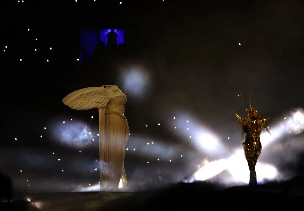 孫穎莎代表亞洲，吹滅奧運圣火！閉幕式這些瞬間刷屏