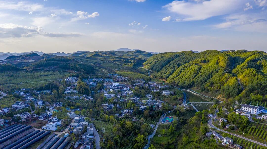 从苦甲天下到同步小康丨贵州省毕节市脱贫攻坚的实践探索