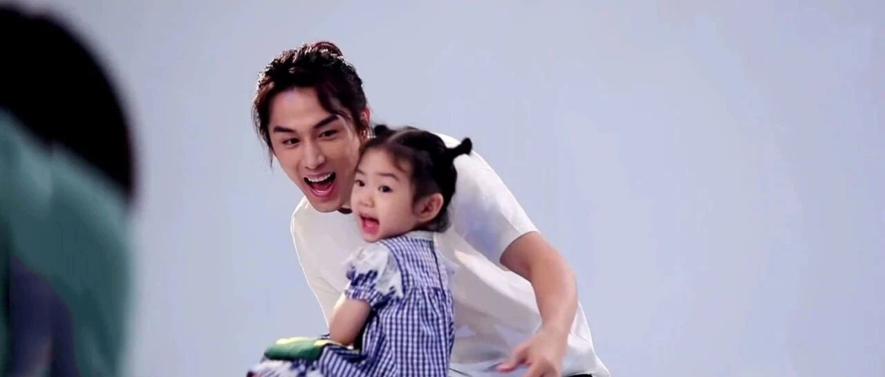 “人类高质量爸爸”：李承铉，你就是这样带娃的？