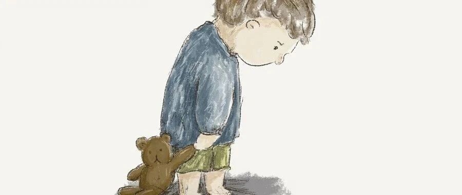 那个吼孩子的爸爸，半夜躲在厕所哭……