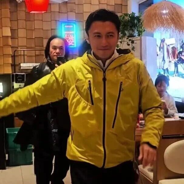 谢霆锋哈尔滨添柴记:3个细节,看美食家如何&ldquo;吃透&rdquo;一座城