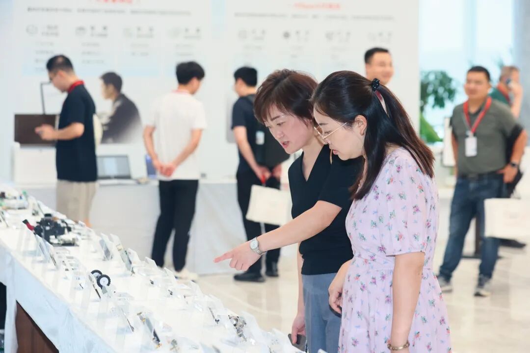 “星芯向荣，与创新者同行”，2025年上海海思生态技术研讨会·成都站成功举办