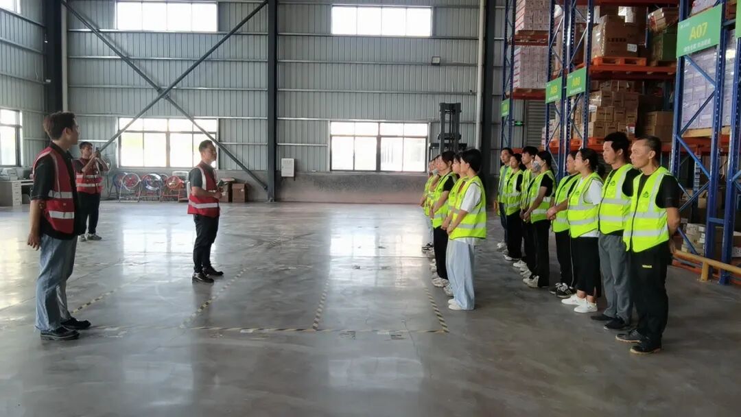 10月25日，云仓配茂名永丰仓隆重开仓