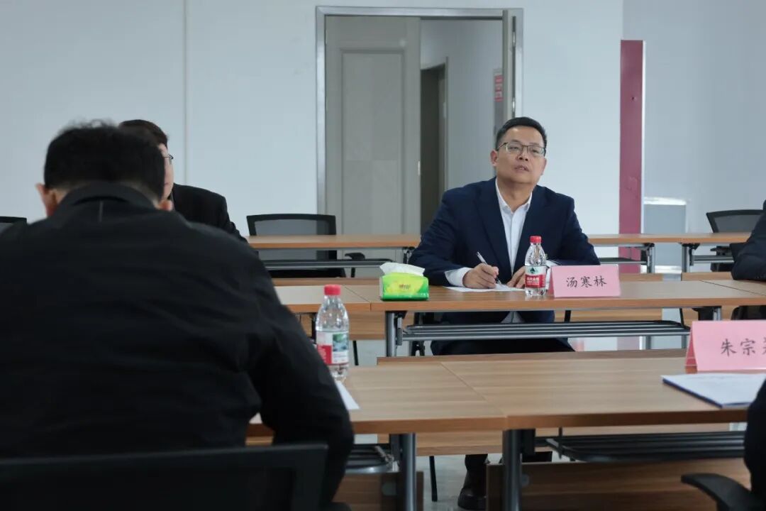 座谈 汤寒林个人.jpg