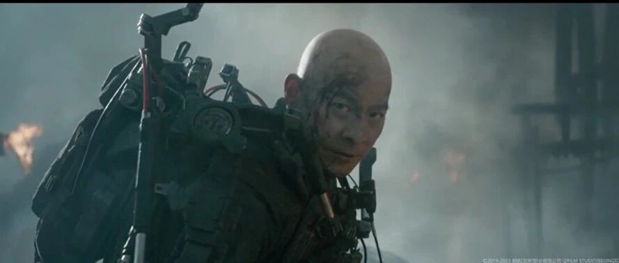 《流浪地球3》已定档,郭帆、吴京、刘德华、沈腾集体亮相,&ldquo;毫无默契&rdquo;!电影分上下集,剧本15万字,将与张艺谋《满江红2》正面对决