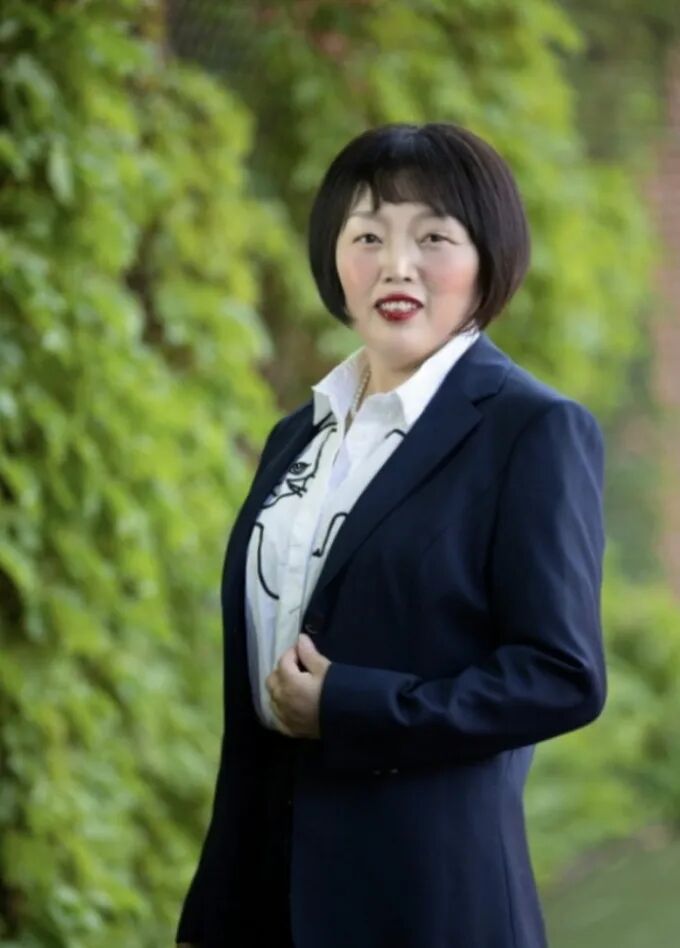 吴瑕.jpg