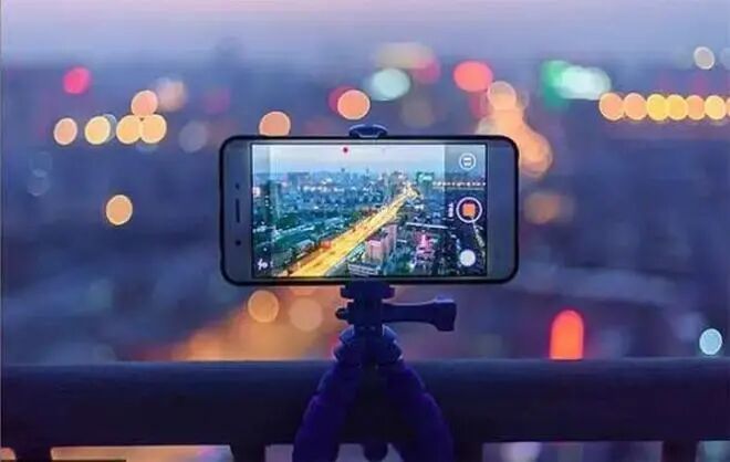 抖音这儿可以Sauve？买粉涨粉的地方这儿有？抖音加速涨影迷有什么作用？抖音短音频上炙手可热的四个指数，可让你加速涨影迷提高抖音影迷数量。(图2)