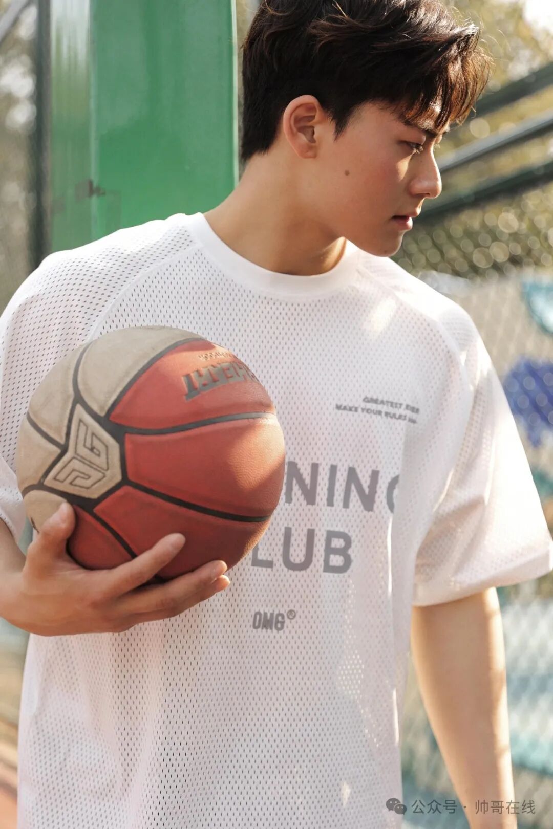 185CM肌肉男大体育生，刚满20的帅弟弟！