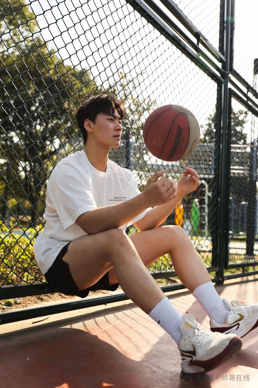 185CM肌肉男大体育生，刚满20的帅弟弟！