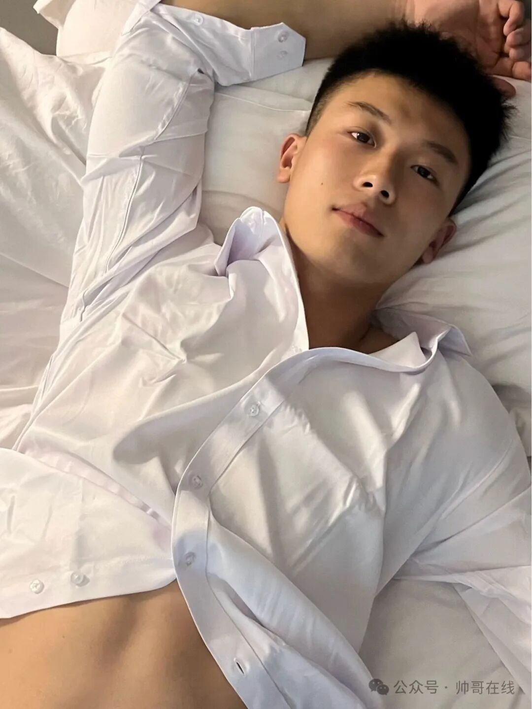 刘姥姥约见185cm退役兵哥寸头肌肉小哥比体育生还好看