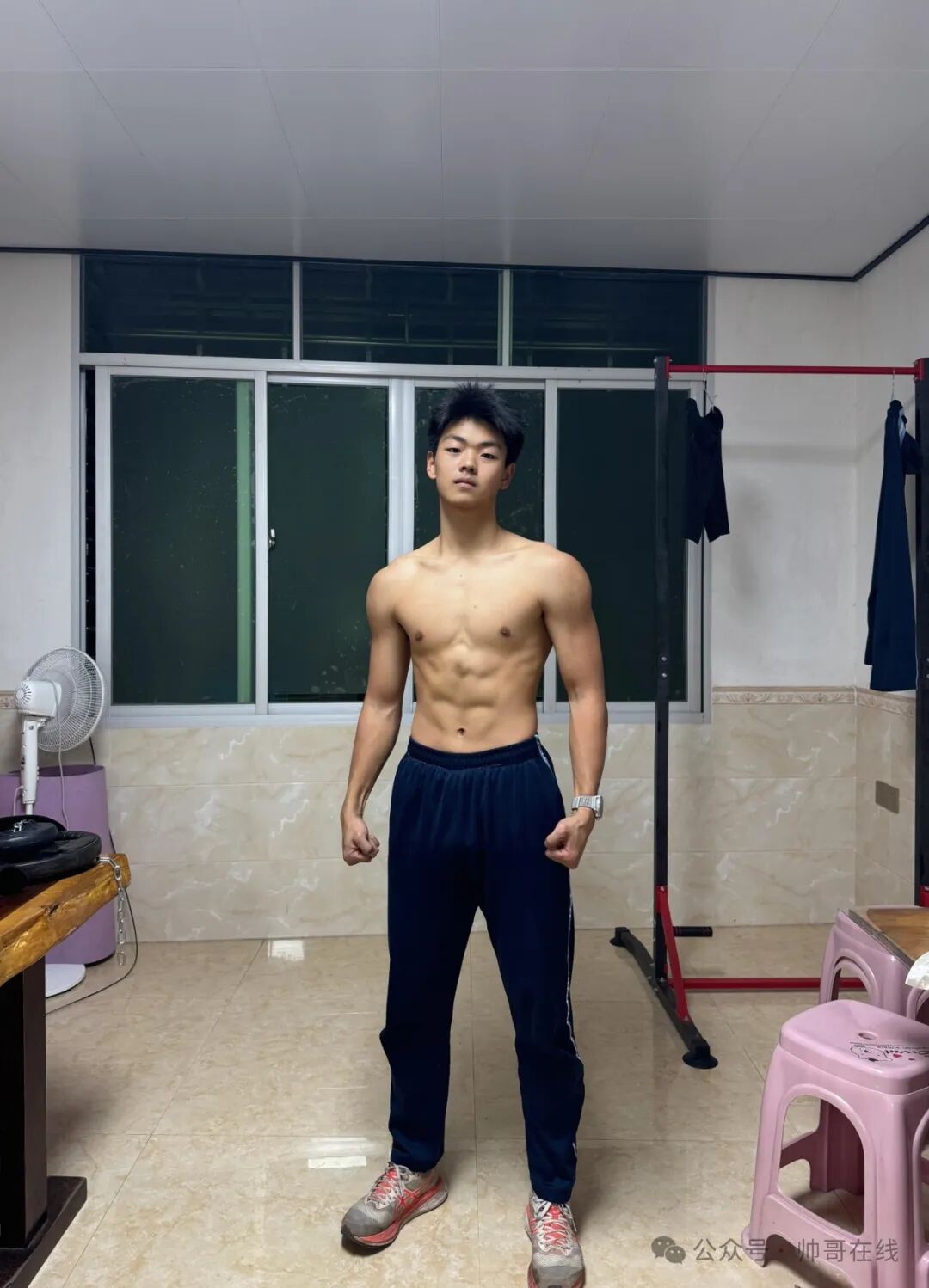 07年黑皮男高体育生，弟弟太帅了!