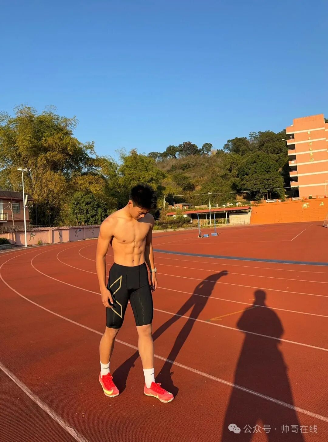 07年黑皮男高体育生，弟弟太帅了!