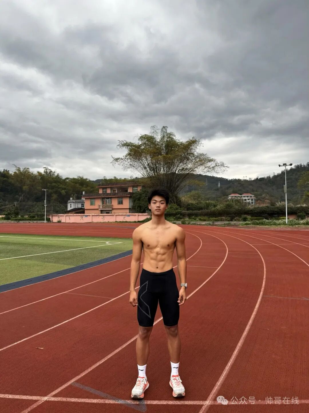 07年黑皮男高体育生，弟弟太帅了!