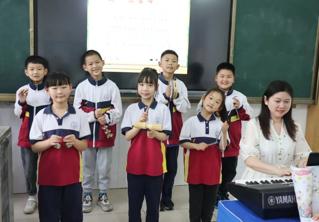 [转]                         光谷名师之"特" | 弦歌化育的柳小芳