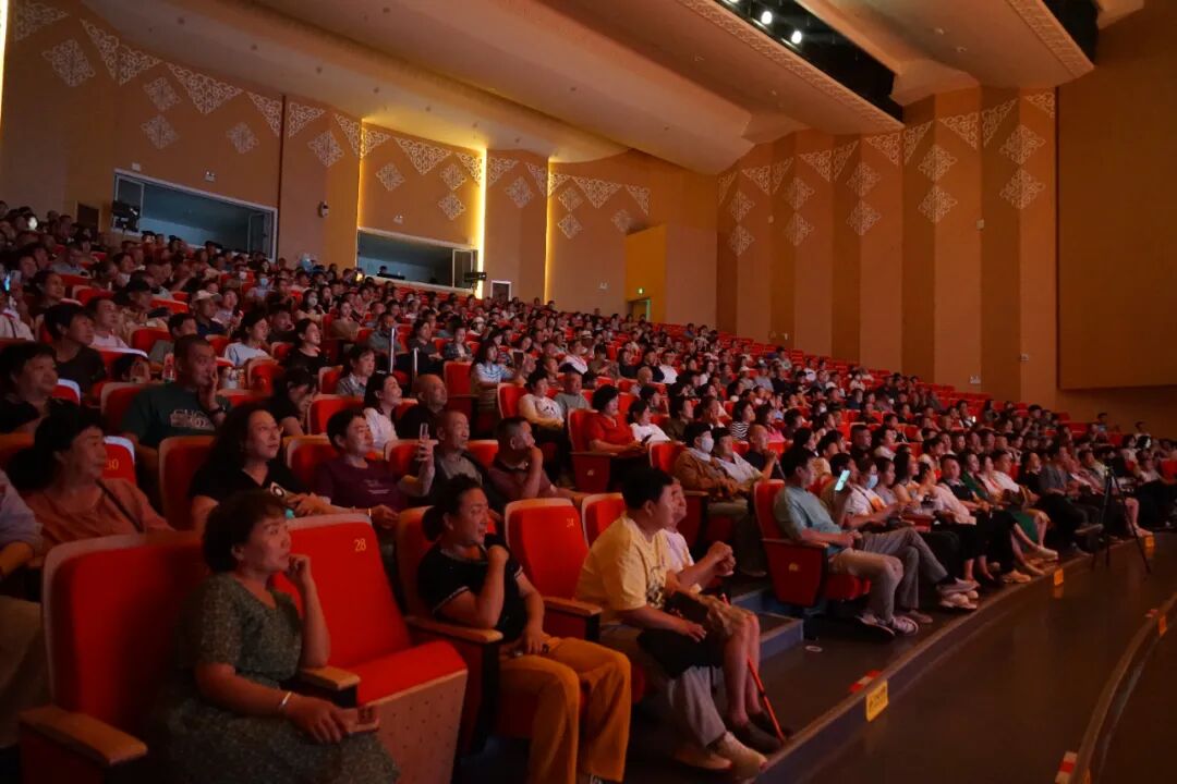 西部陆海新通道沿线省区市文联助力那达慕文艺交流演出 第13张