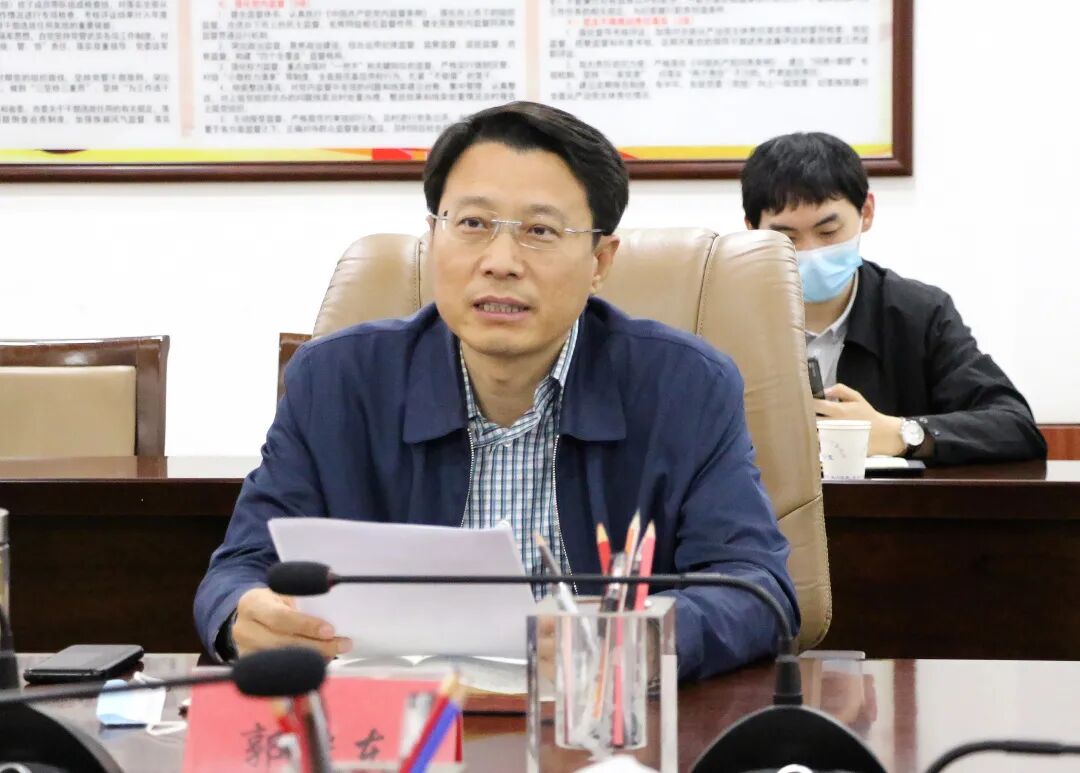 王明宝与抚宁区区长郭继东举行工作会谈