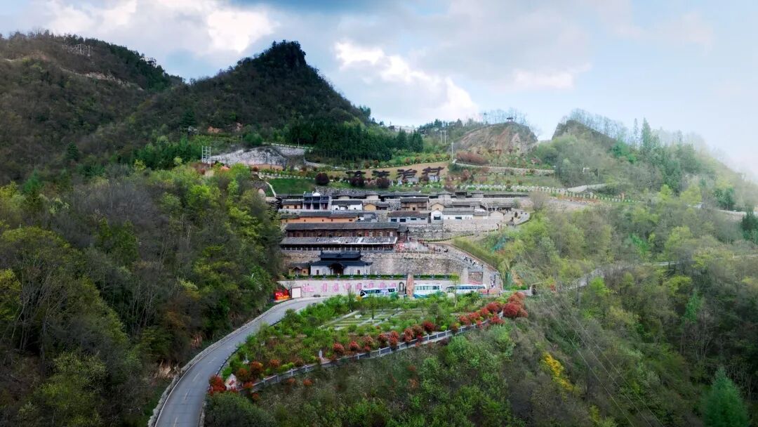 1.尧治河匠隐山居.jpg