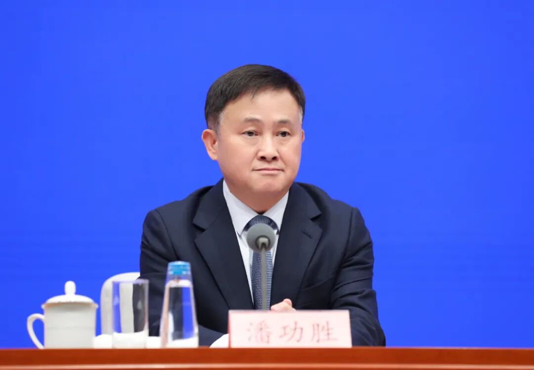 潘功胜（徐想 摄）