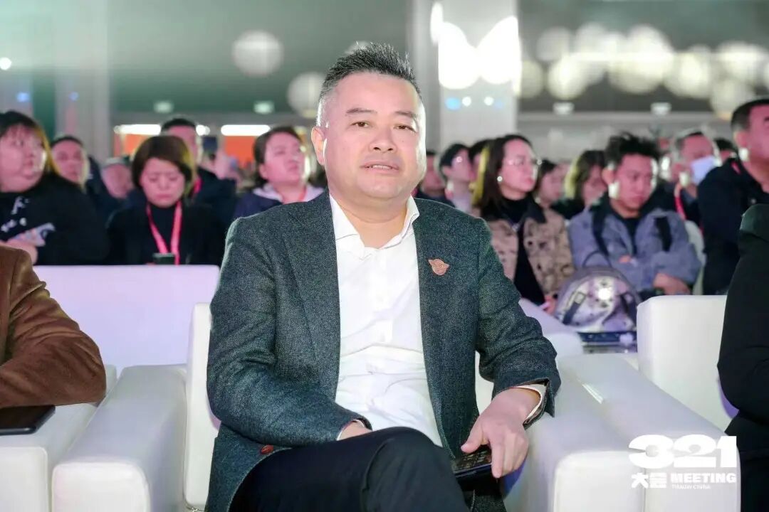 全联烘焙业公会常务会长,米旗食品股份有限公司副总裁冯辉:俱乐部的