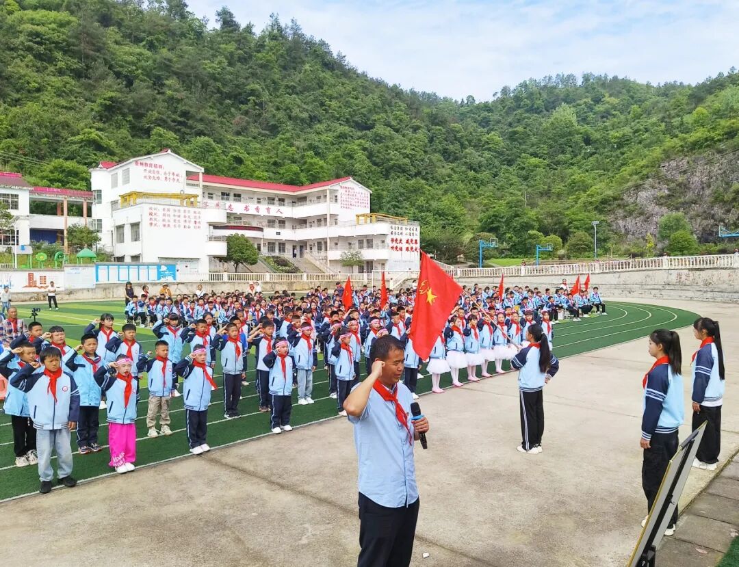 都匀:"花式"欢庆"六一"儿童节