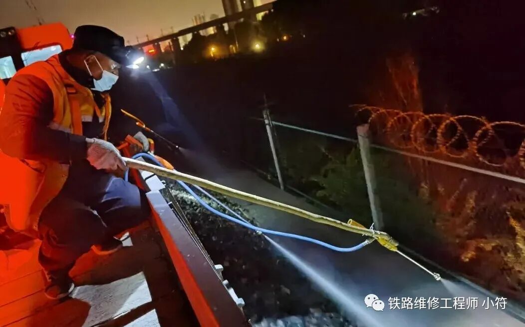 蒲公英专用除草剂_蒲公英地里有草打什么除草剂好_蒲公英田除草剂