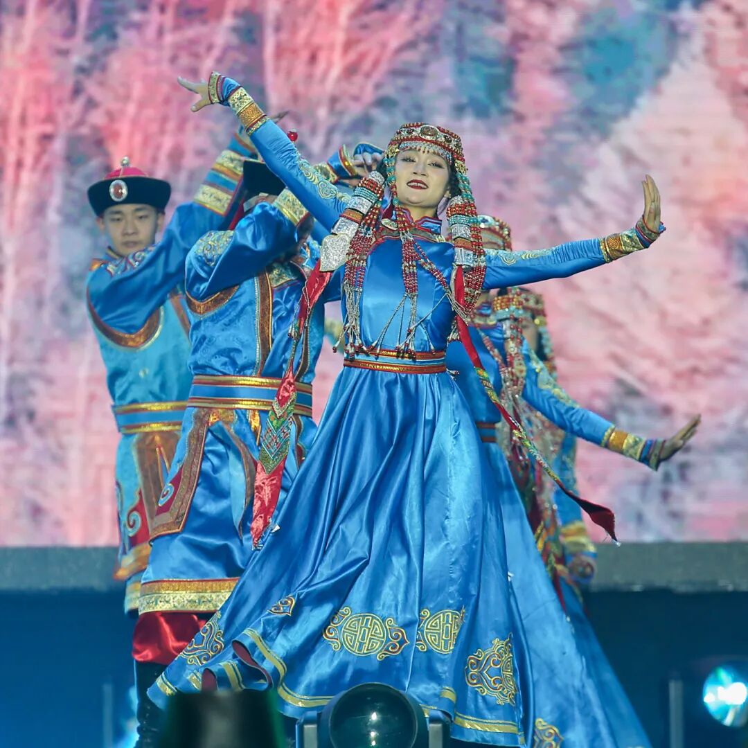 时间定了！张尕怂、云飞、石头等集体开嗓，还有神秘嘉宾…… 第2张