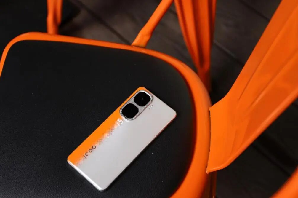 大电池+高性能，3款“值得闭眼入”的低价手机