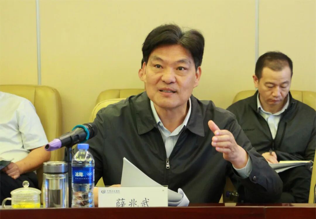 市政府副市长徐超文,省社保中心副主任曹秀先,市人社局局长薛兆武以及