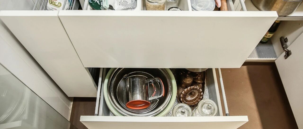 新房子谁还用塑料脸盆啊？